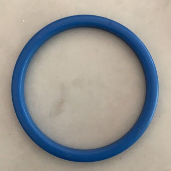 🌈 5/$25 Vintage 80s green & blue hoop earring & bangle set - Picture 3 of 5